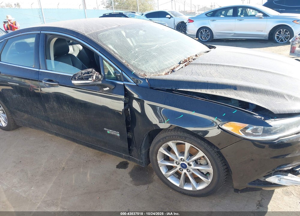 2017 FORD FUSION VIN: 3FA6P0SU5HR129763