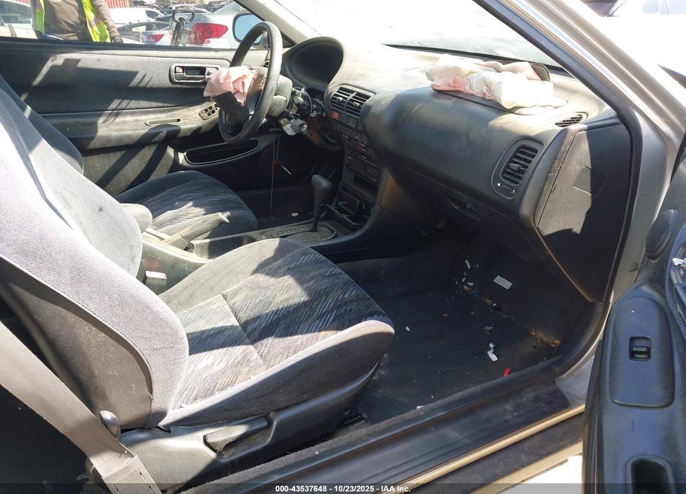 1998 ACURA INTEGRA VIN: JH4DC4457WS020537