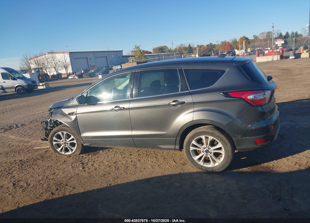2017 FORD ESCAPE SE VIN: 1FMCU9GDXHUC46133