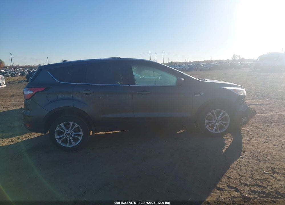 2017 FORD ESCAPE SE VIN: 1FMCU9GDXHUC46133