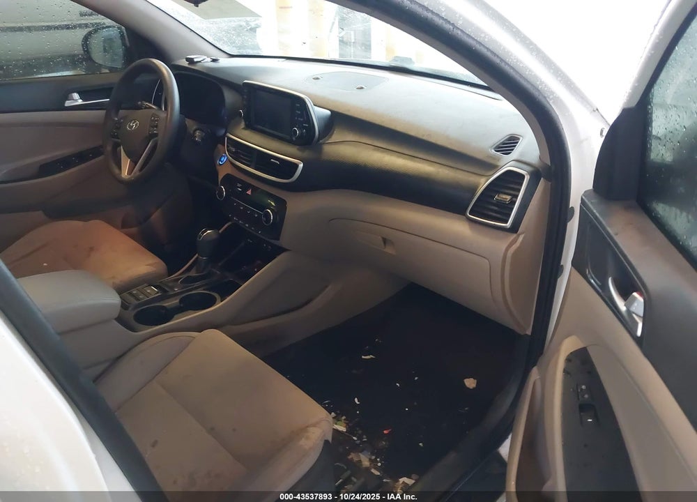 2020 HYUNDAI TUCSON VALUE VIN: KM8J33A40LU112806