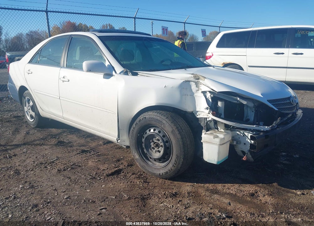 2004 TOYOTA CAMRY LE VIN: 4T1BE32K94U275810