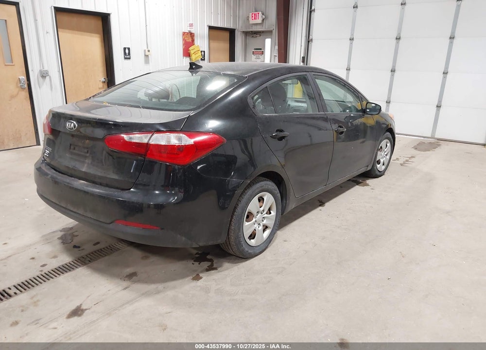 2016 KIA FORTE VIN: KNAFK4A62G5455831