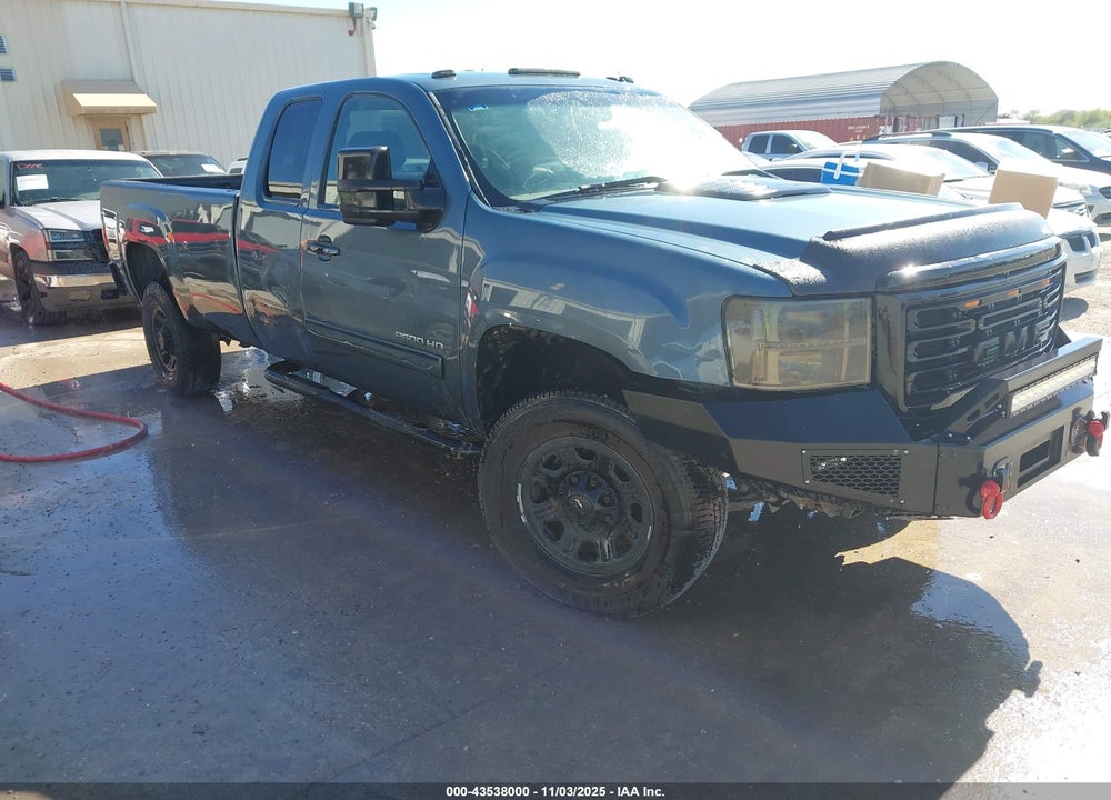 2011 GMC SIERRA 2500HD SLT VIN: 1GT211CG9BZ281072