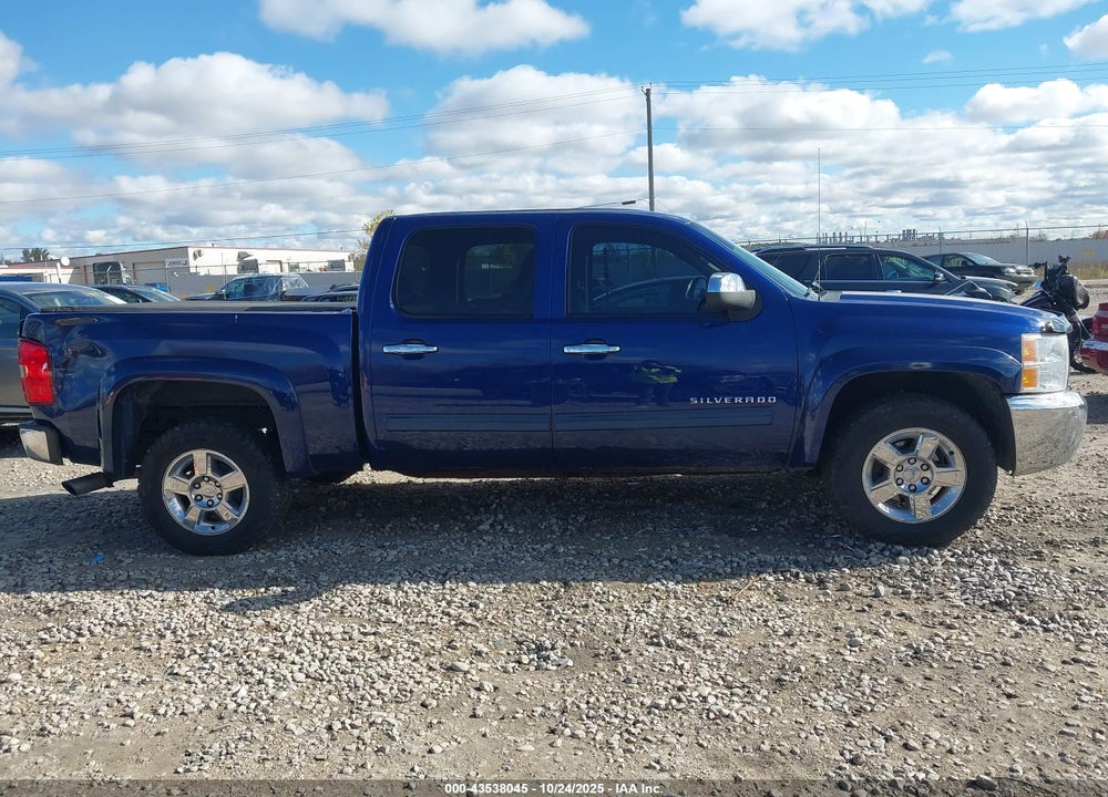 2013 CHEVROLET SILVERADO 1500 LT VIN: 3GCPKSE75DG352132