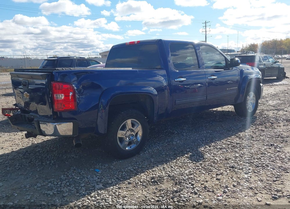 2013 CHEVROLET SILVERADO 1500 LT VIN: 3GCPKSE75DG352132