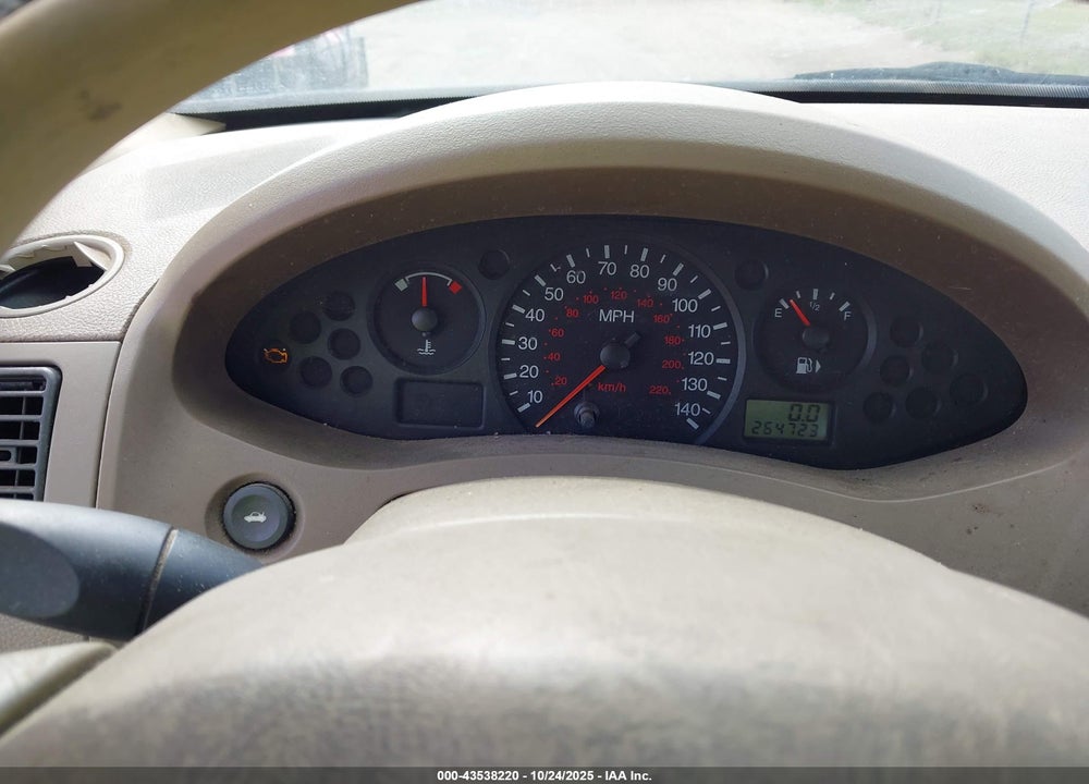 2005 FORD FOCUS ZX4 VIN: 1FAFP34N35W259766