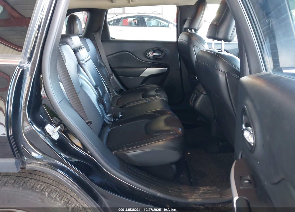 2018 JEEP CHEROKEE LATITUDE PLUS 4X4 VIN: 1C4PJMLB0JD598150