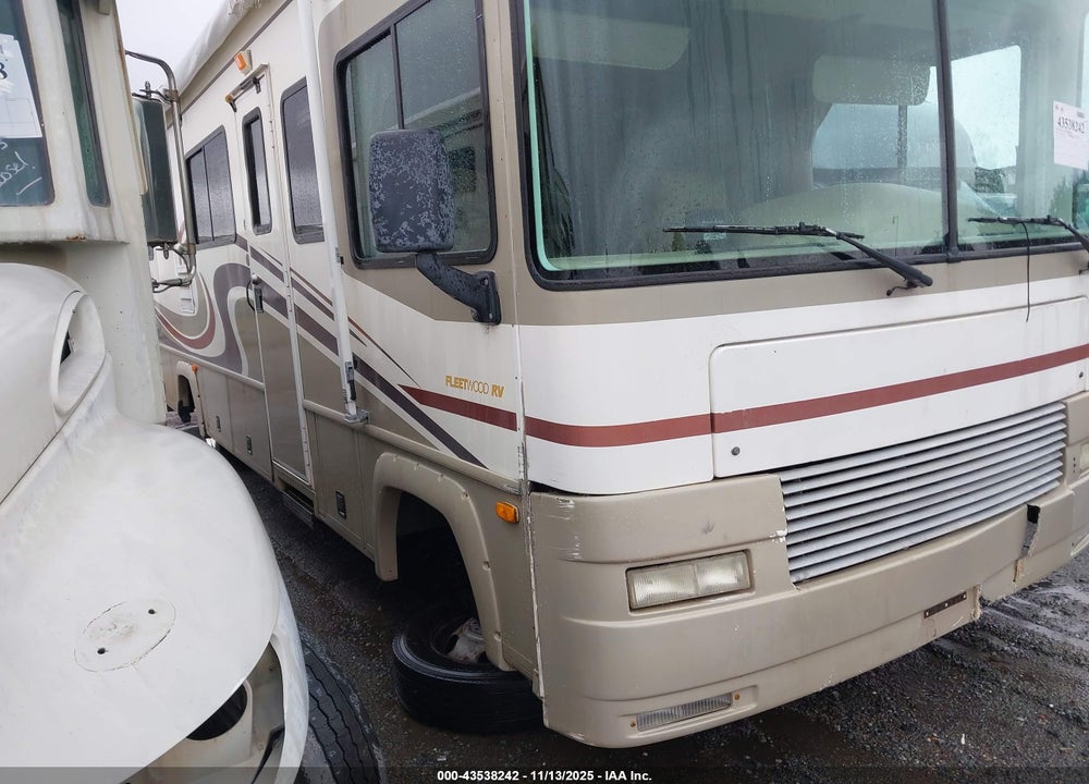 2000 WORKHORSE CUSTOM CHASSIS MOTORHOME CHASSIS P3500 VIN: 5B4LP37J5Y3317085