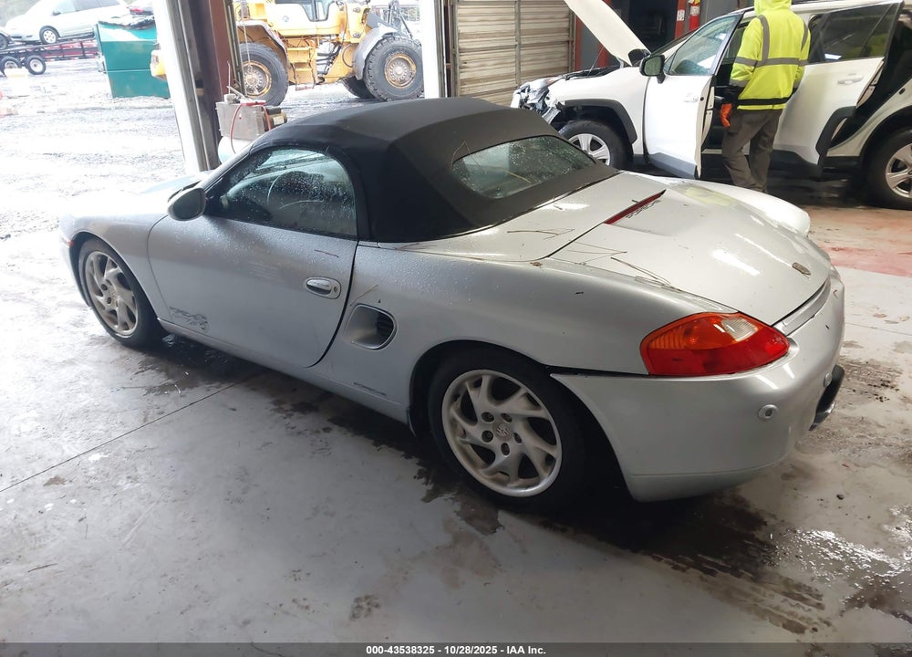 2000 PORSCHE BOXSTER VIN: WP0CA2984YS620459