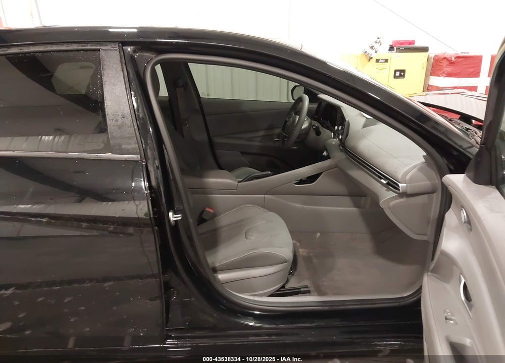 2023 HYUNDAI ELANTRA SEL VIN: KMHLM4AG6PU529794