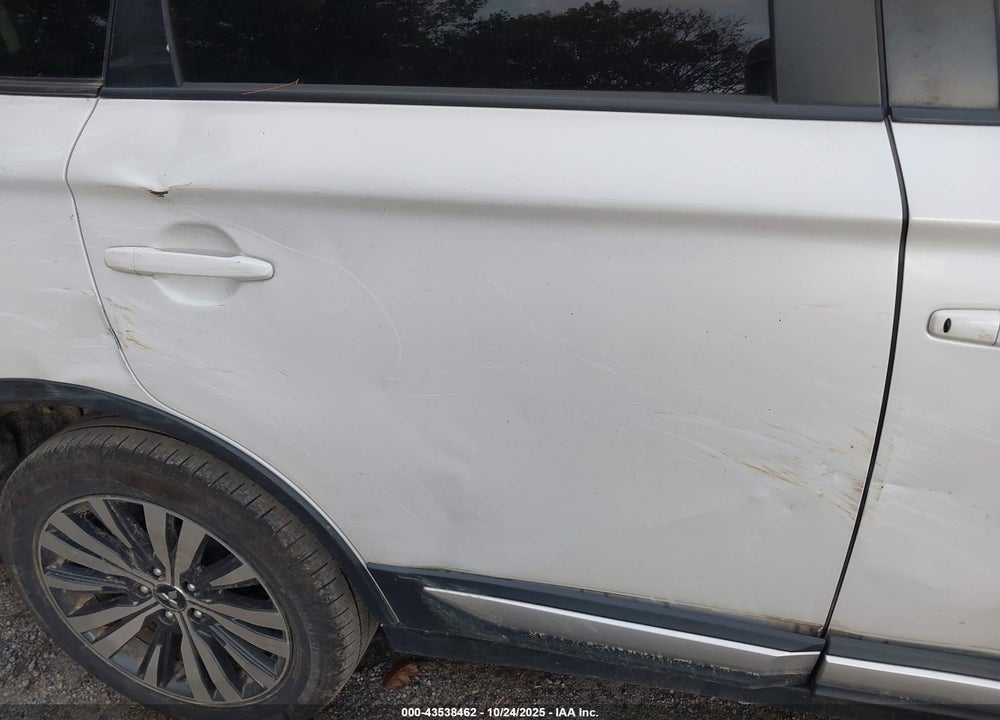 2019 MITSUBISHI OUTLANDER SE VIN: JA4AD3A30KZ003816