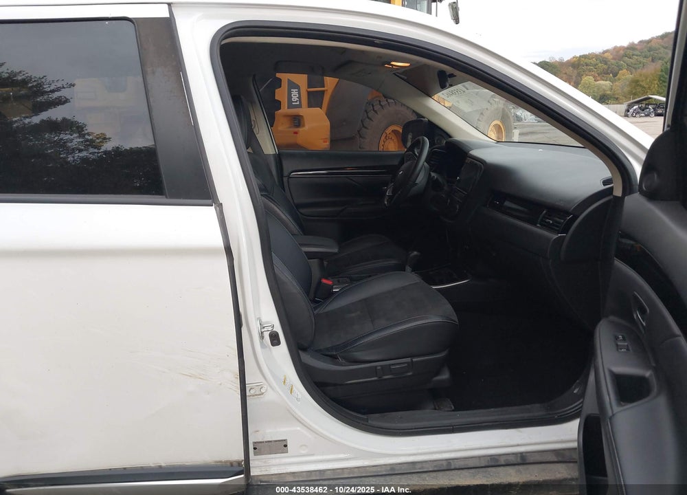2019 MITSUBISHI OUTLANDER SE VIN: JA4AD3A30KZ003816