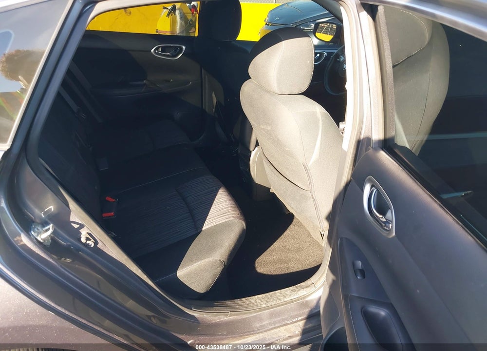 2019 NISSAN SENTRA SV VIN: 3N1AB7AP8KY418627