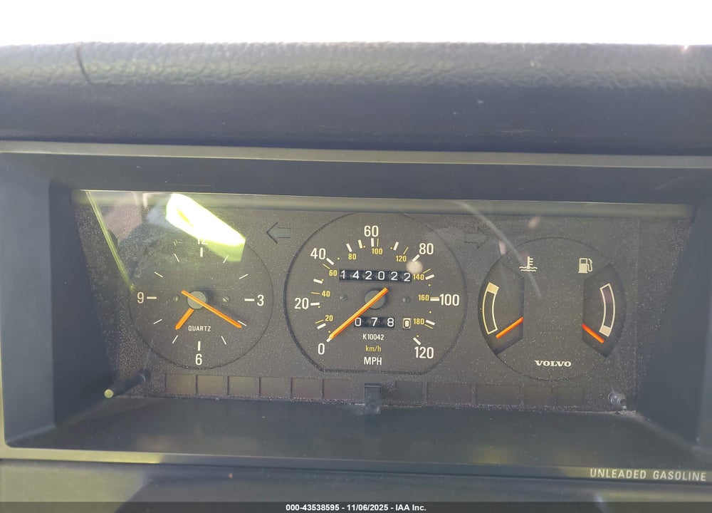 1990 VOLVO 240 DL VIN: YV1AA8848L1424672