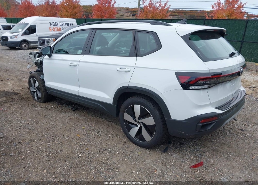 2025 VOLKSWAGEN TAOS VIN: 3VV8C7B28SM015770