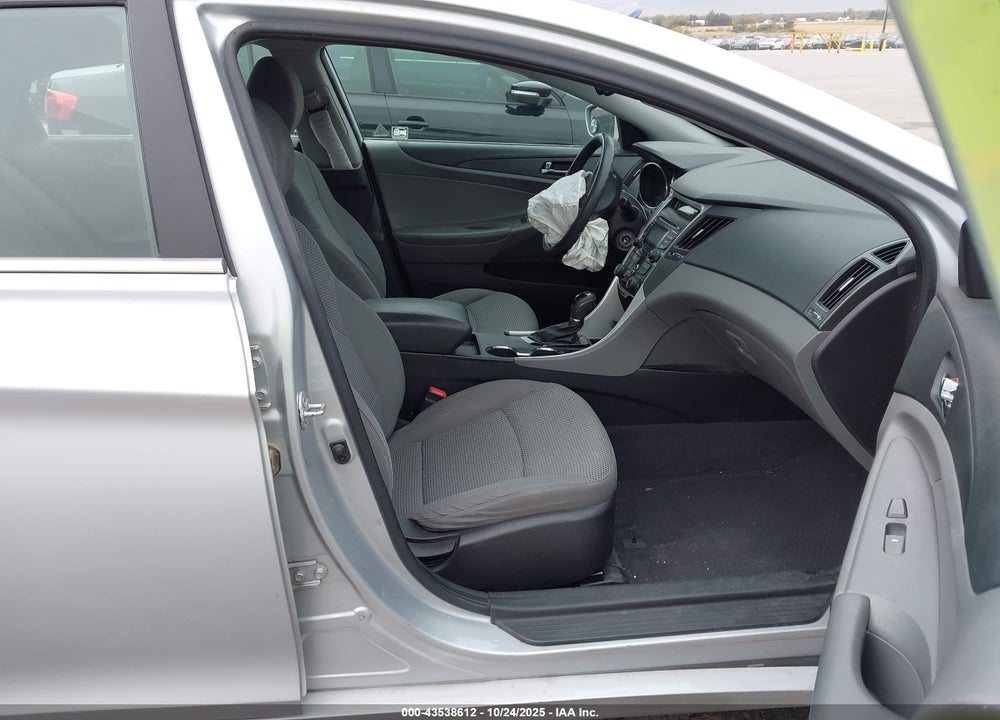 2012 HYUNDAI SONATA GLS VIN: 5NPEB4ACXCH376406