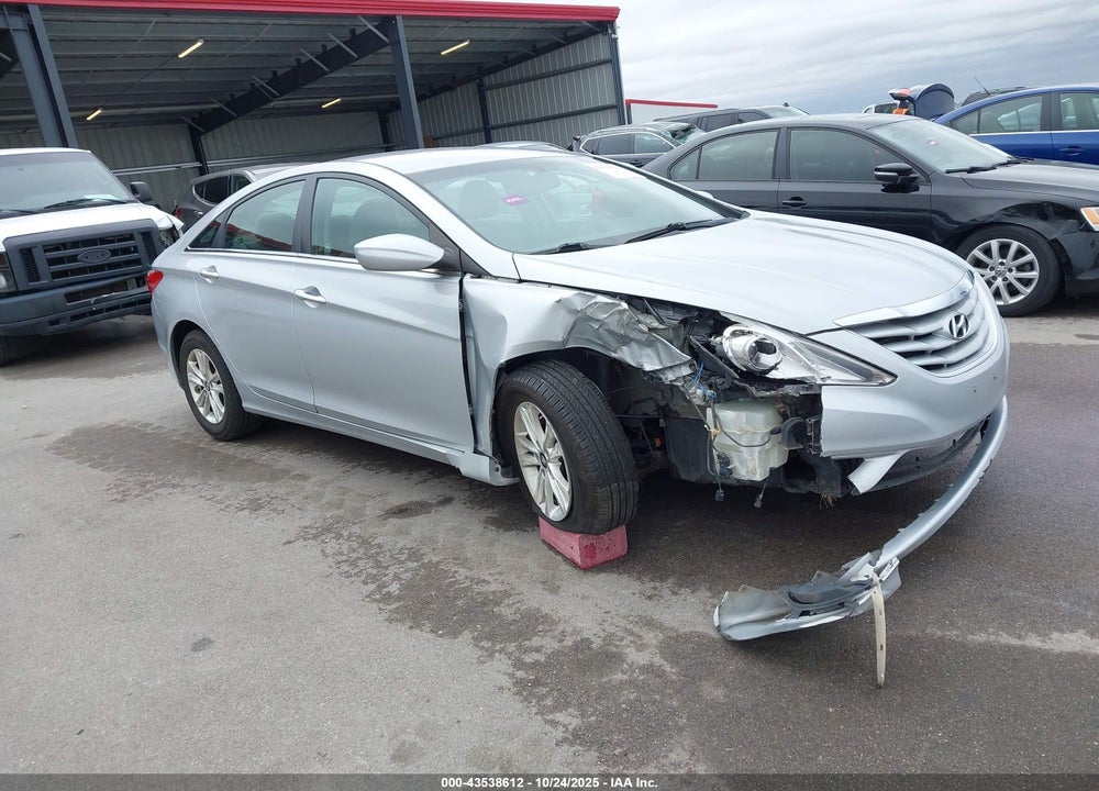 2012 HYUNDAI SONATA GLS VIN: 5NPEB4ACXCH376406
