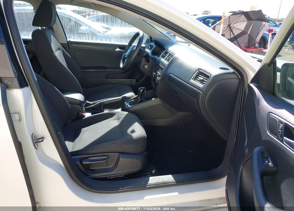 2013 VOLKSWAGEN JETTA VIN: 3VW2K7AJ7DM290109