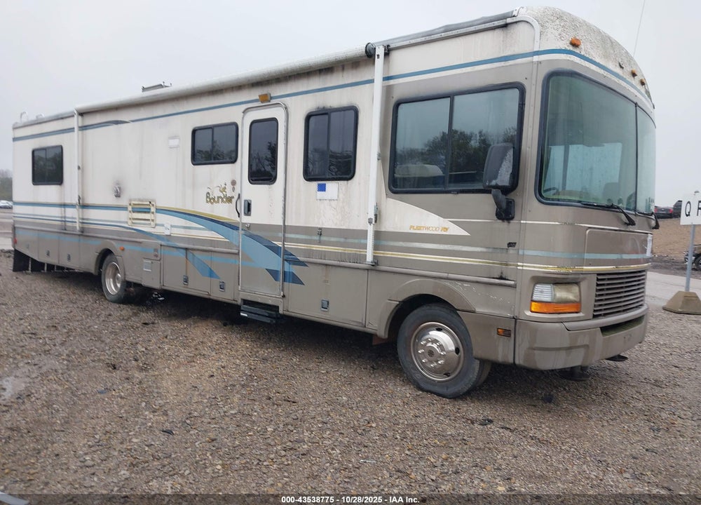 2000 FORD F550 SUPER DUTY STRIPPED CHASS VIN: 1FCNF53S9Y0A02145