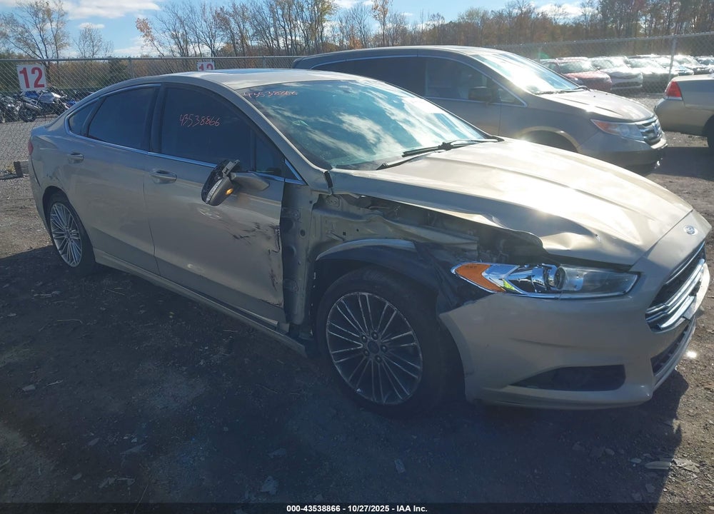 2015 FORD FUSION SE VIN: 3FA6P0H99FR141141