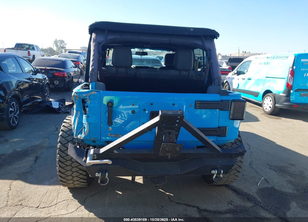 2017 JEEP WRANGLER UNLIMITED SAHARA 4X4 VIN: 1C4BJWEG5HL723626