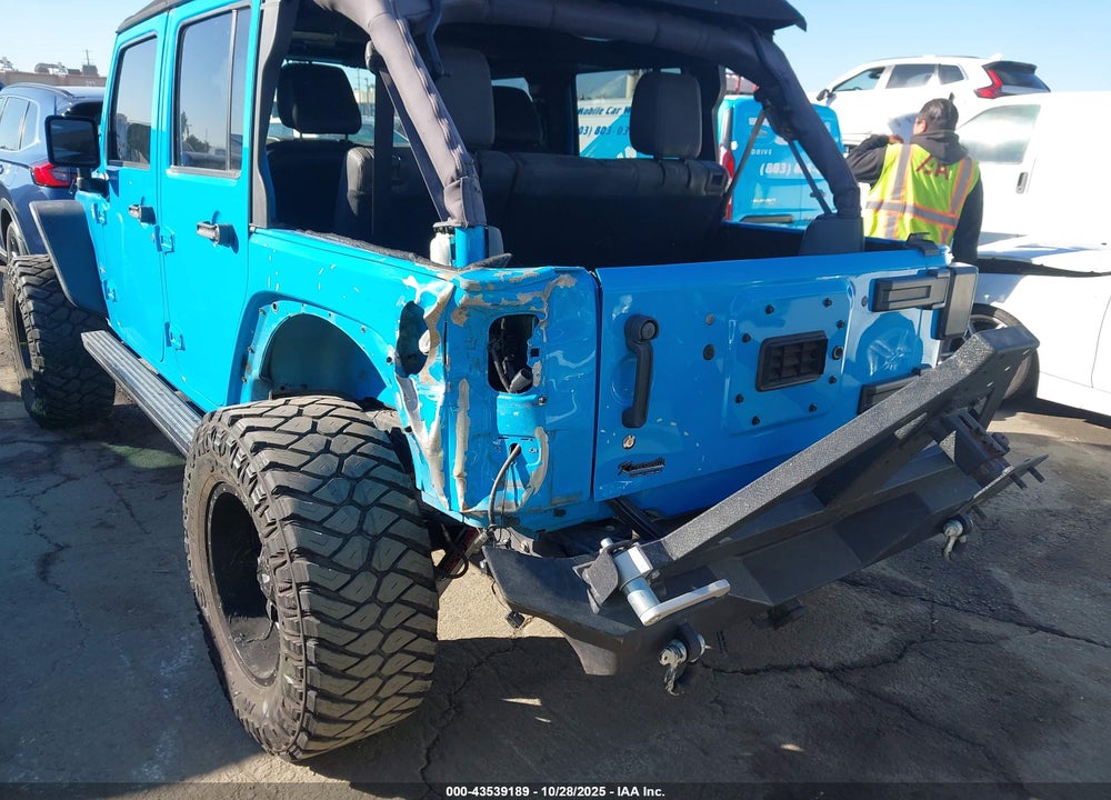 2017 JEEP WRANGLER UNLIMITED SAHARA 4X4 VIN: 1C4BJWEG5HL723626
