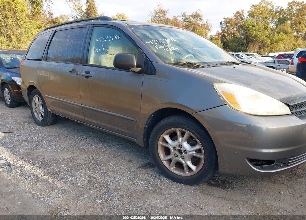 2004 TOYOTA SIENNA LE VIN: 5TDBA23C54S012493