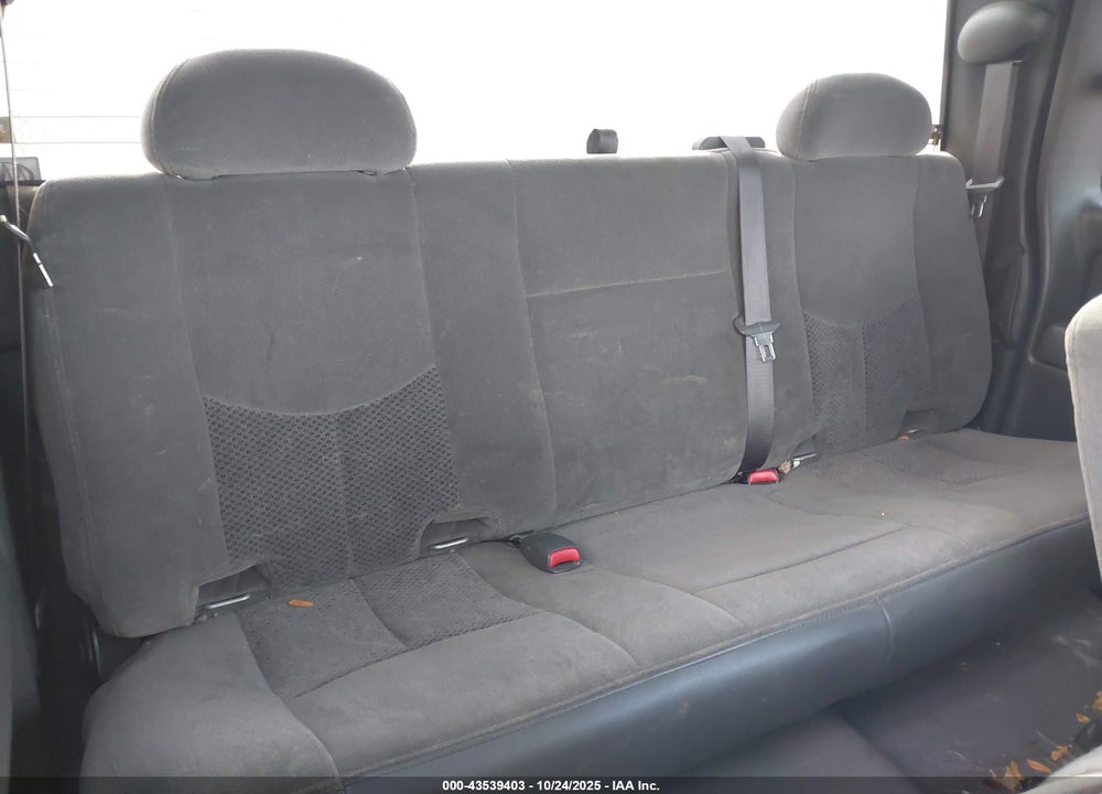 2007 CHEVROLET SILVERADO 1500 CLASSIC LT1 VIN: 1GCEK19Z97Z200372