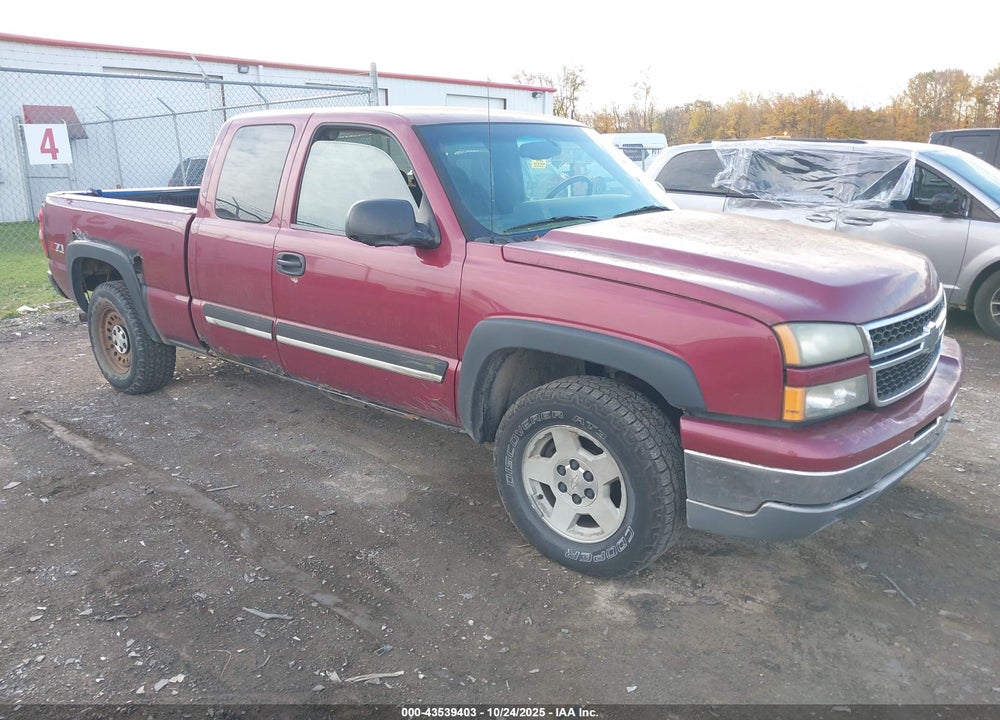2007 CHEVROLET SILVERADO 1500 CLASSIC LT1 VIN: 1GCEK19Z97Z200372
