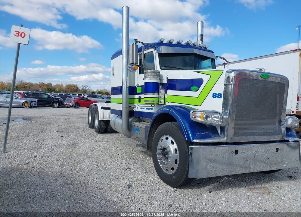 2008 PETERBILT 388 VIN: 1XPWDB9X08D751225
