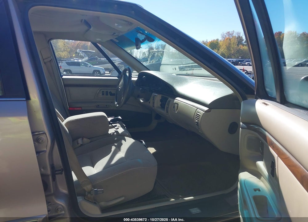 1998 OLDSMOBILE EIGHTY-EIGHT LS VIN: 1G3HN52K9W4846094
