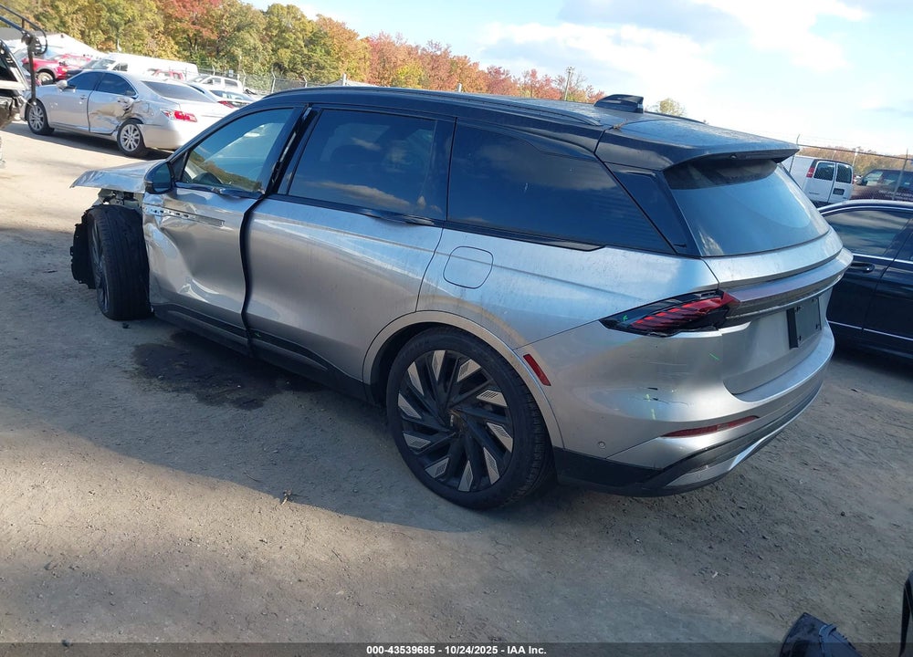2024 LINCOLN NAUTILUS VIN: 5LMPJ8K41RJ851833