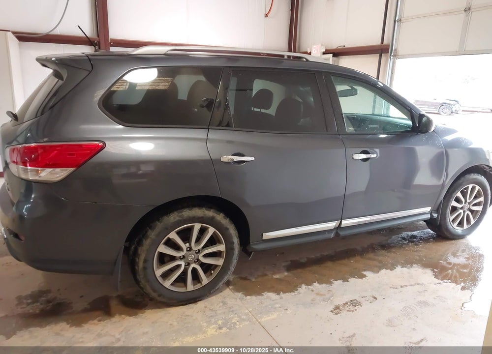 2014 NISSAN PATHFINDER SL VIN: 5N1AR2MM8EC613536