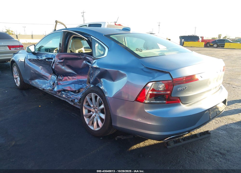 2017 VOLVO S90 T6 MOMENTUM VIN: YV1A22MK7H1005718