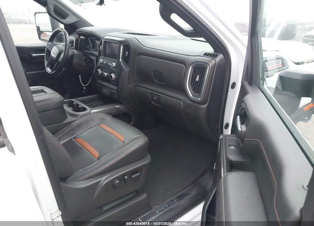 2022 GMC SIERRA 2500HD 4WD STANDARD BED AT4 VIN: 1GT49PEY4NF233964