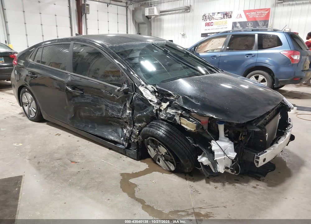 2022 HYUNDAI IONIQ HYBRID BLUE VIN: KMHC65LC1NU271790