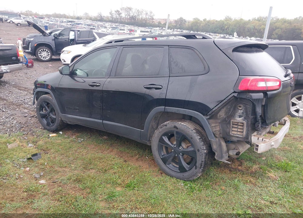 2016 JEEP CHEROKEE ALTITUDE VIN: 1C4PJLCS3GW135944
