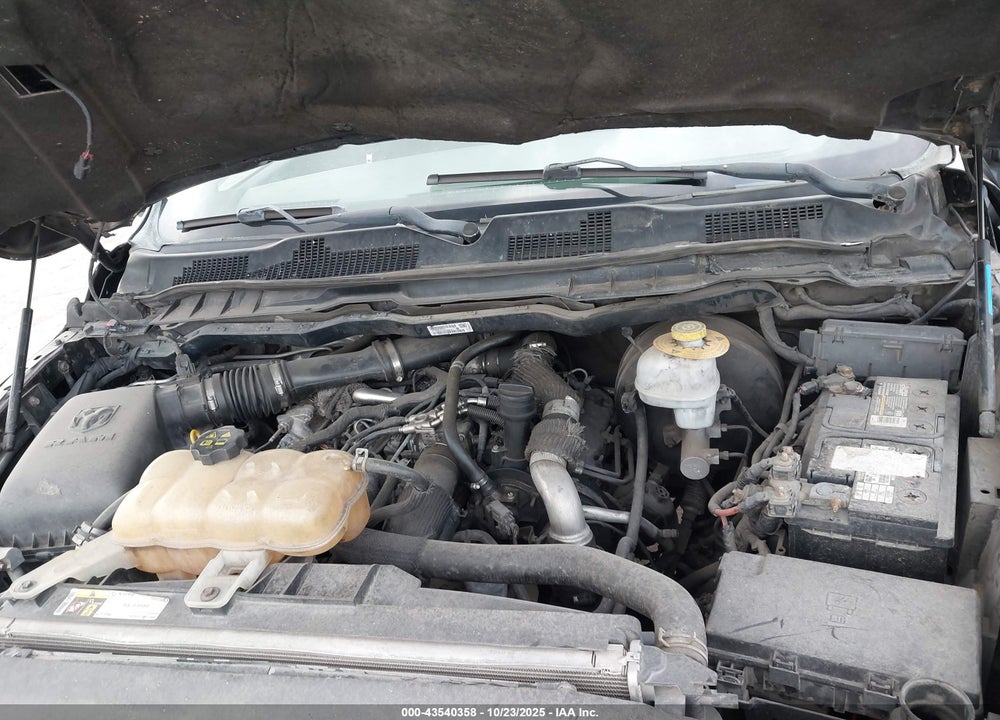 2014 RAM 1500 VIN: 1C6RR7LM5ES385563