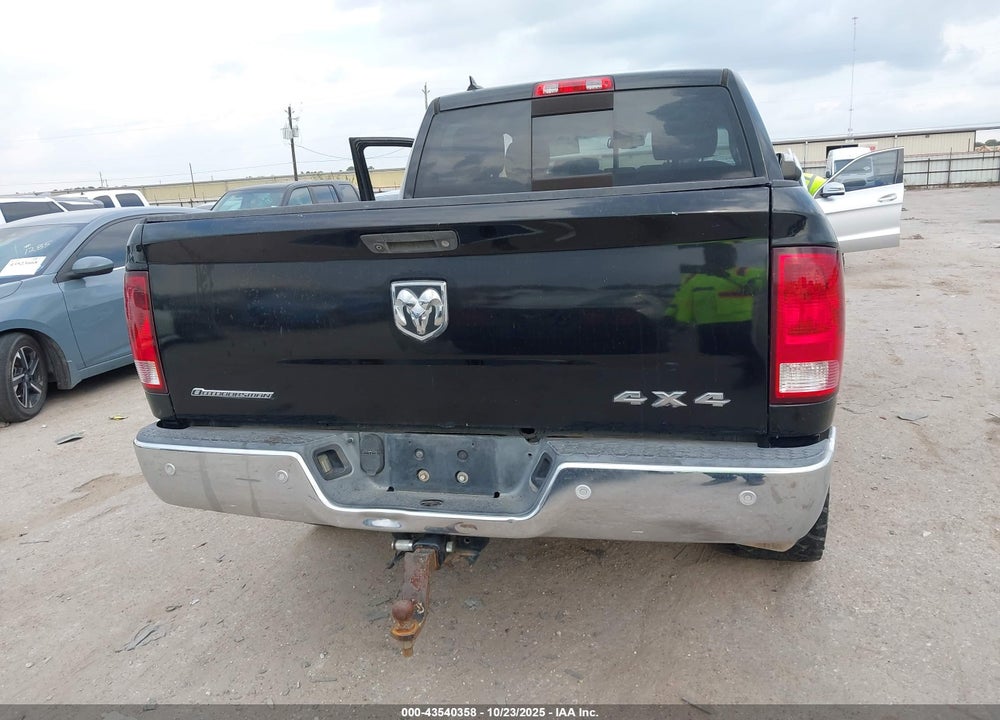 2014 RAM 1500 VIN: 1C6RR7LM5ES385563