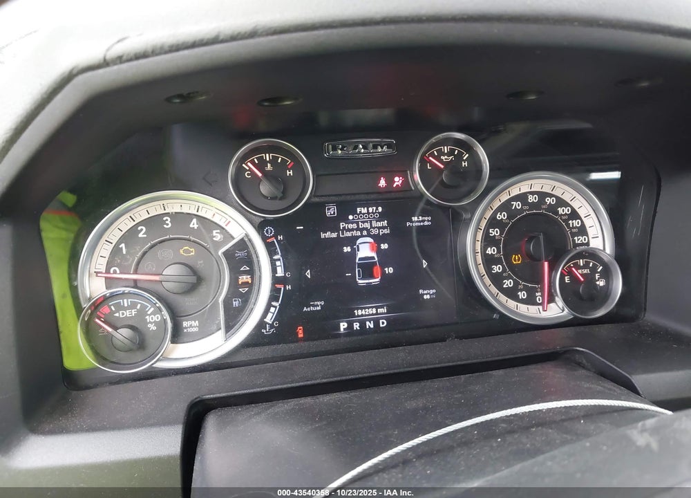 2014 RAM 1500 VIN: 1C6RR7LM5ES385563
