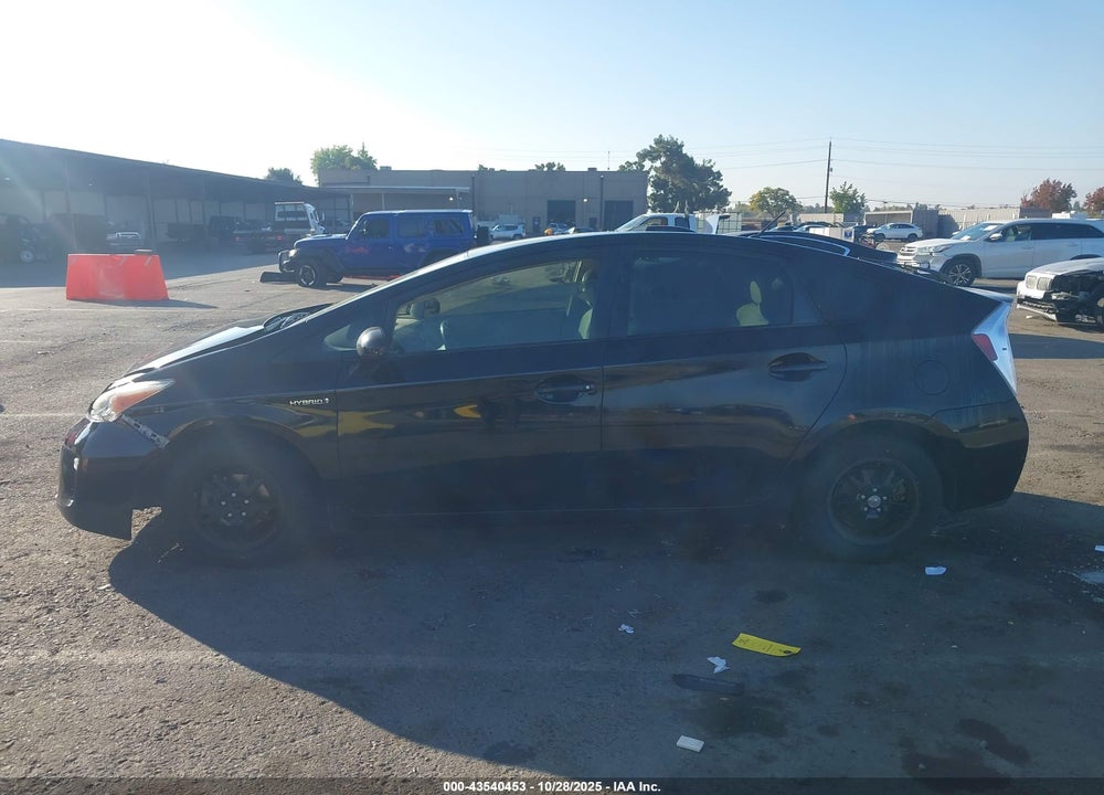 2015 TOYOTA PRIUS TWO VIN: JTDKN3DU4F0479718