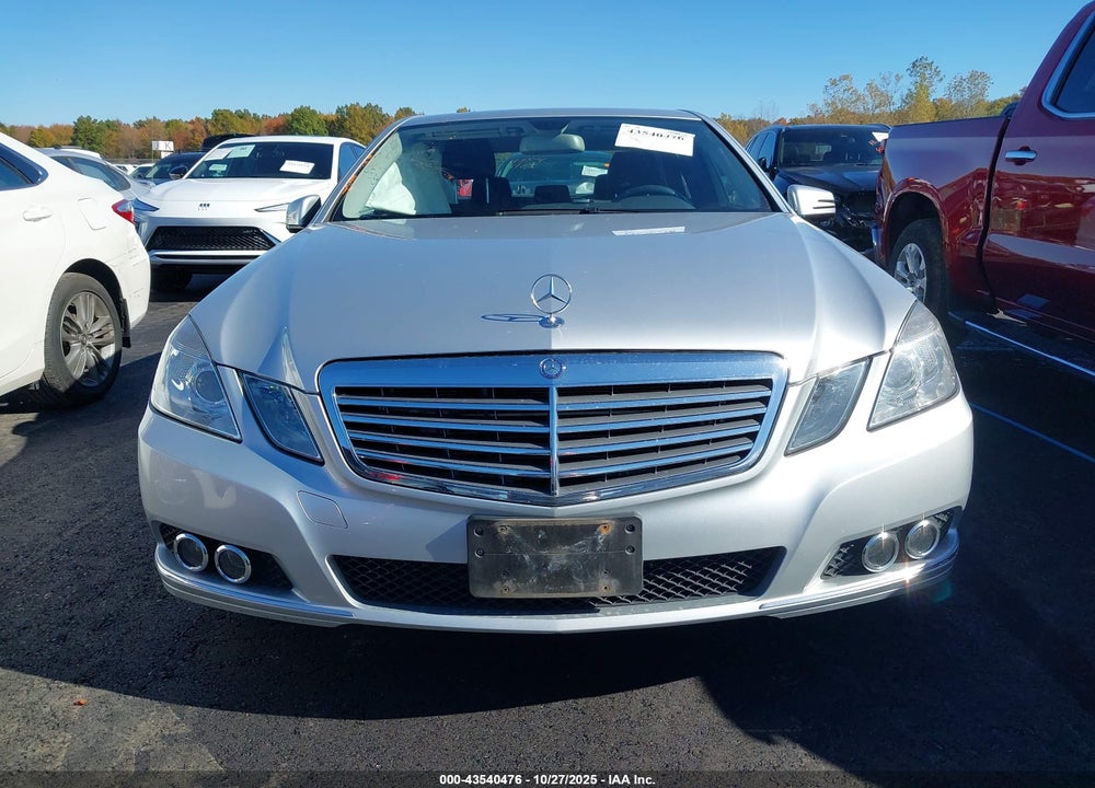 2010 MERCEDES-BENZ E 550 4MATIC VIN: WDDHF9AB2AA141689