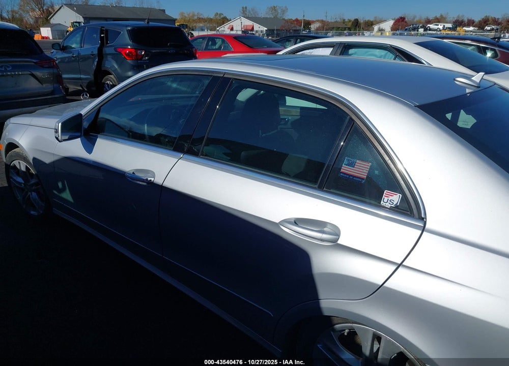 2010 MERCEDES-BENZ E 550 4MATIC VIN: WDDHF9AB2AA141689