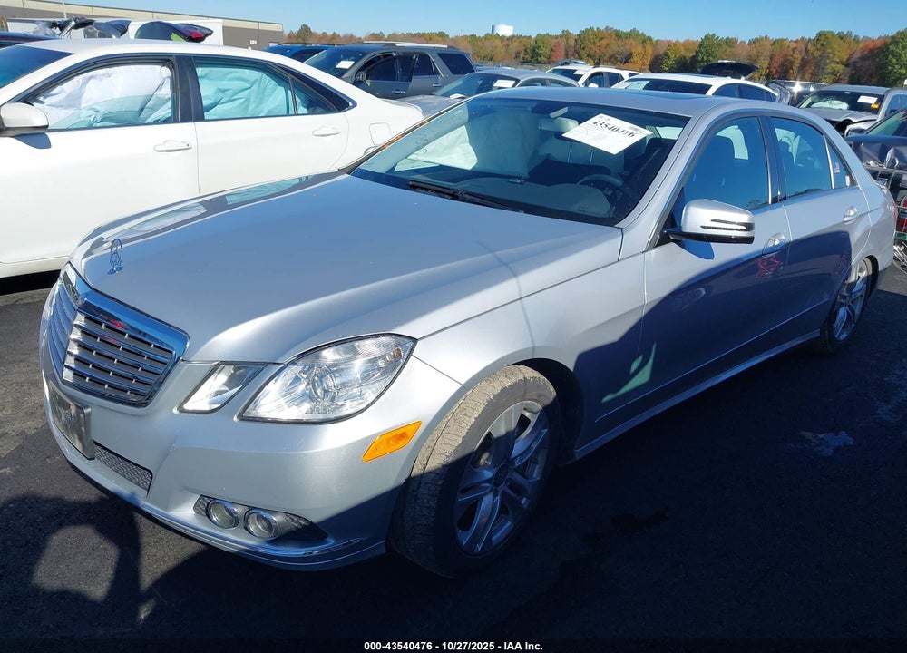 2010 MERCEDES-BENZ E 550 4MATIC VIN: WDDHF9AB2AA141689