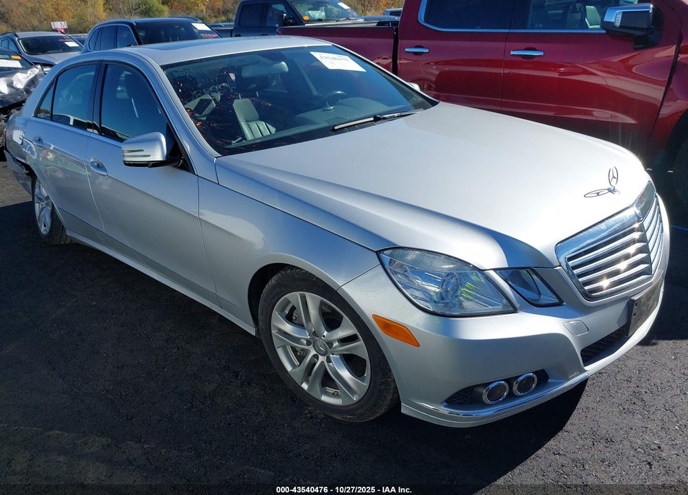 2010 MERCEDES-BENZ E 550 4MATIC VIN: WDDHF9AB2AA141689