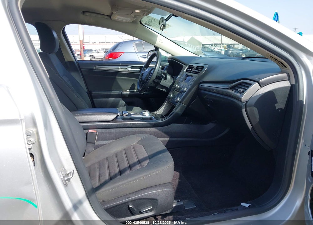 2017 FORD FUSION VIN: 3FA6P0HD2HR284598