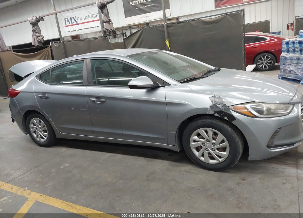 2017 HYUNDAI ELANTRA SE VIN: 5NPD74LF8HH126951