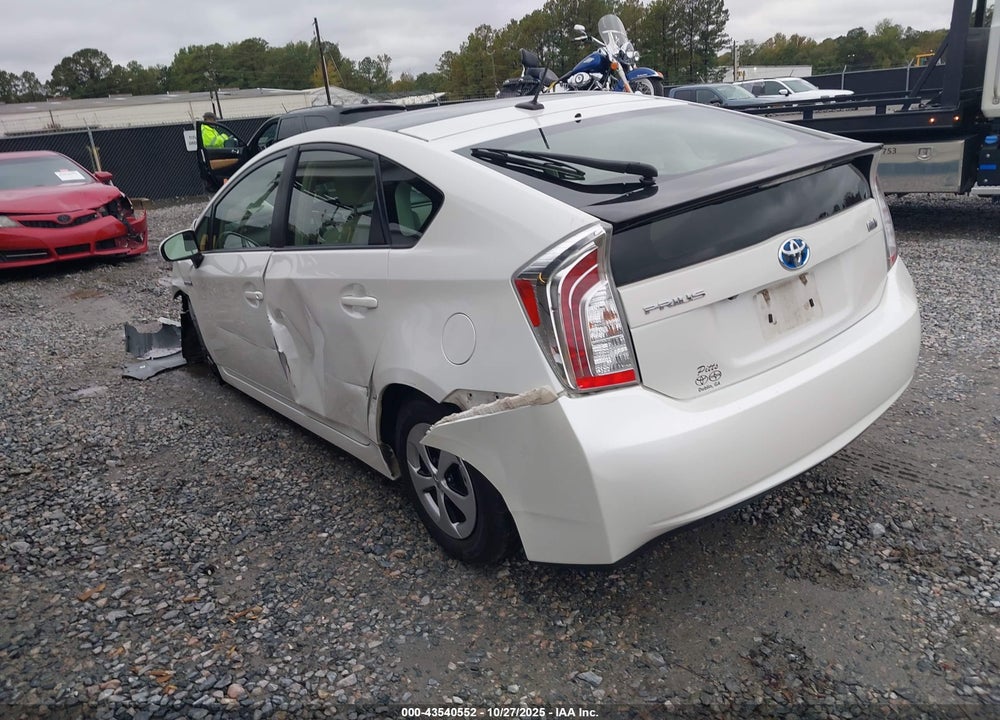 2015 TOYOTA PRIUS VIN: JTDKN3DUXF0433682