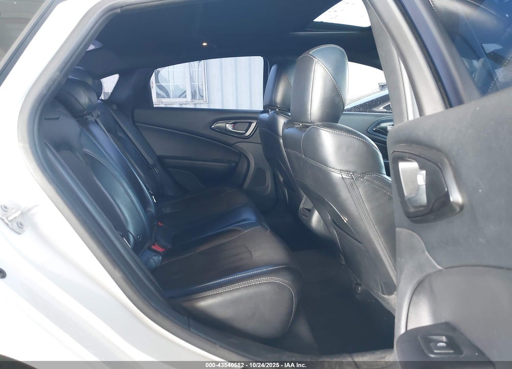2016 CHRYSLER 200 VIN: 1C3CCCBB3GN191838